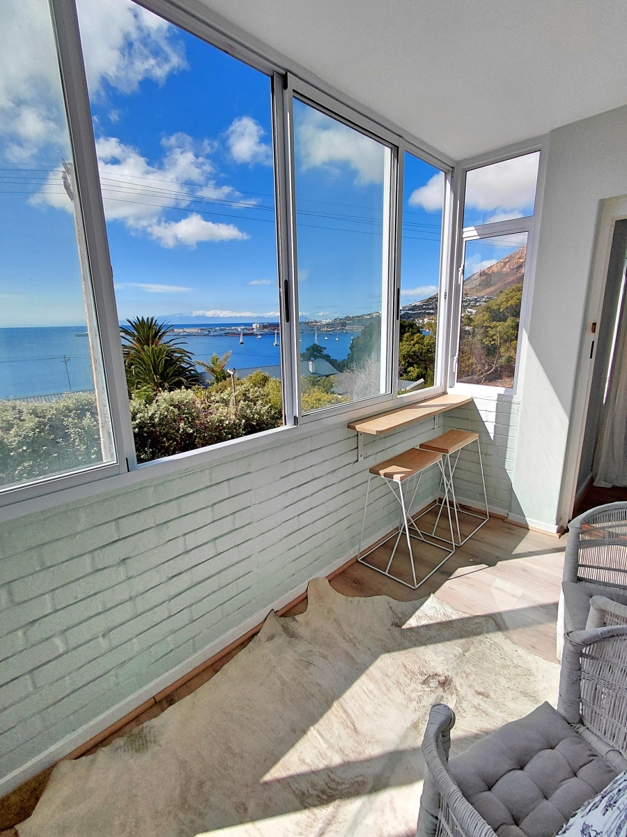 2 Bedroom Property for Sale in Simons Town Western Cape